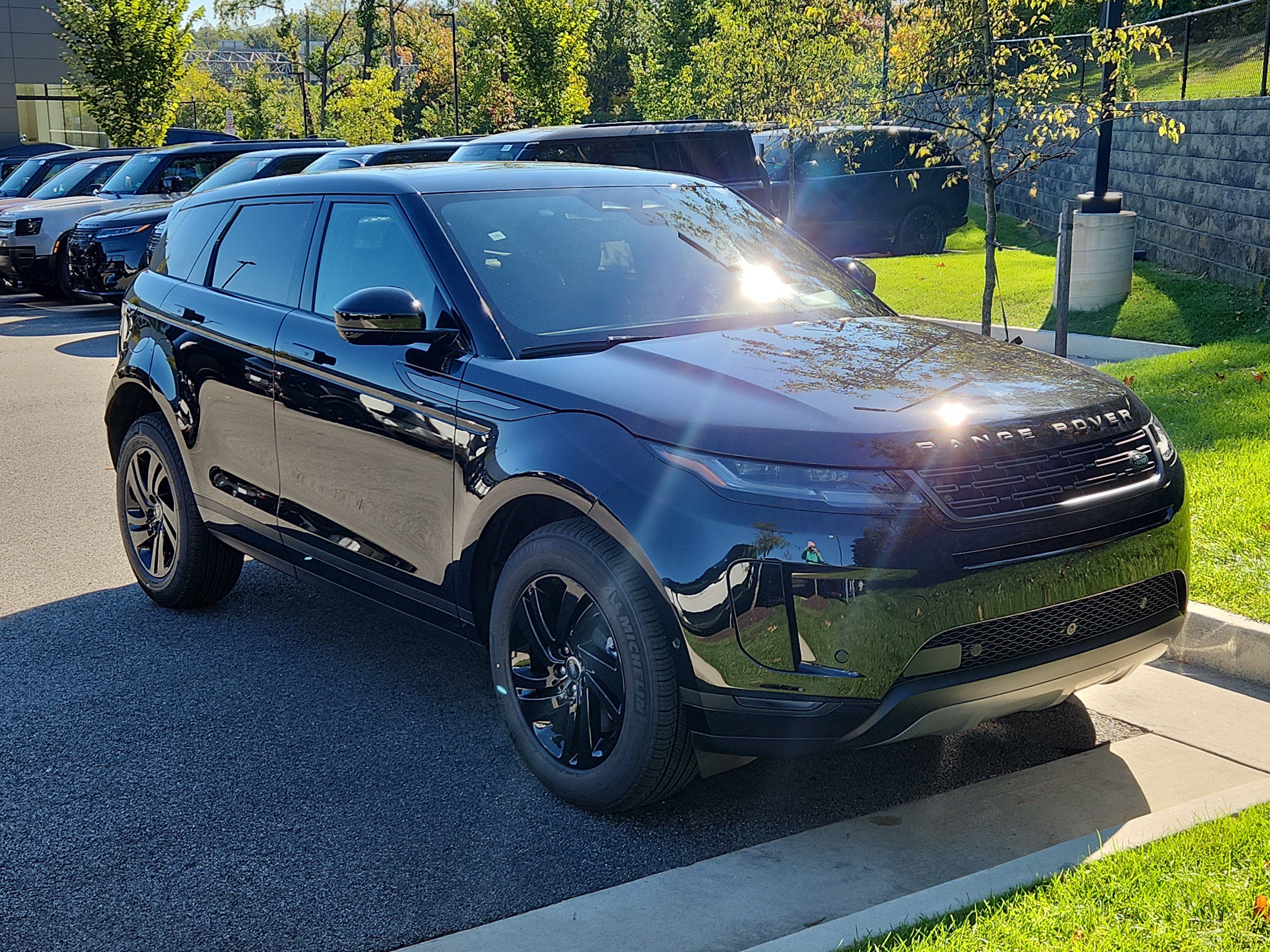 New 2026 Land Rover Range Rover Evoque S image 10