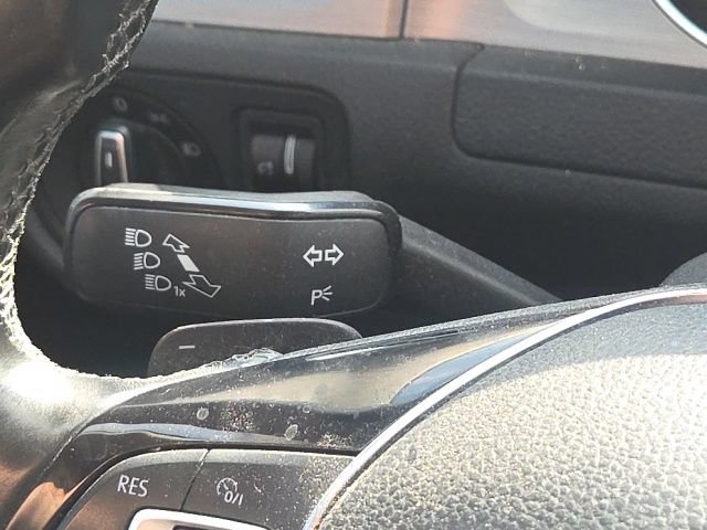Used 2015 Volkswagen Golf S FWD image 37