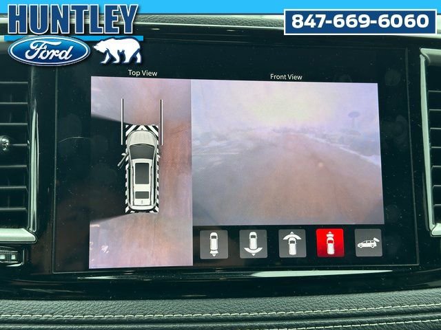 Used 2024 Chrysler Pacifica Select image 23