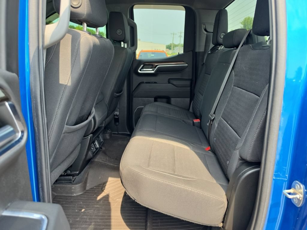 Used 2022 Chevrolet Silverado 1500 RST AWD/4WD image 24