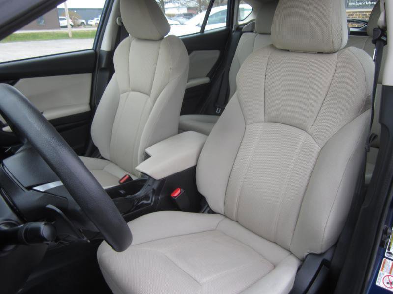 Used 2018 Subaru Impreza 2.0i Premium w/ Eyesight & BSD & Rcta AWD/4WD image 11