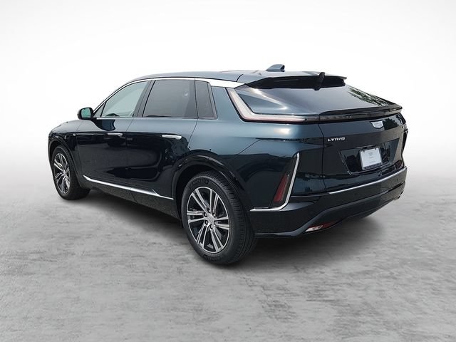 New 2027 Cadillac Lyriq Luxury w/ LPO, Floor Liner Package AWD/4WD image 4