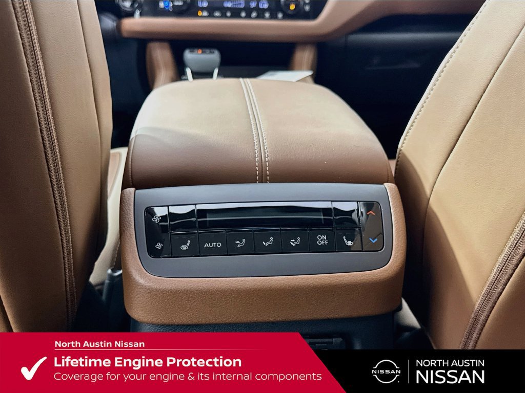 New 2026 Nissan Pathfinder Platinum FWD image 32