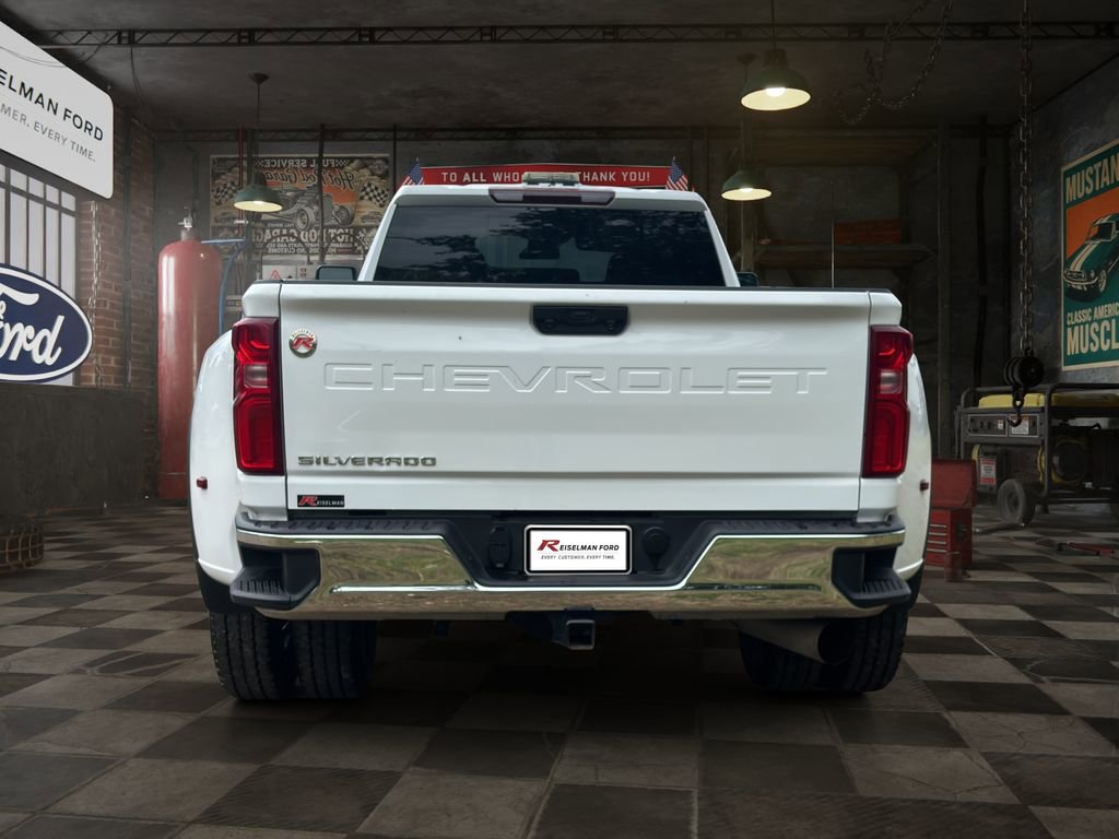 Used 2024 Chevrolet Silverado 3500 W/T w/ WT Convenience Package AWD/4WD image 5