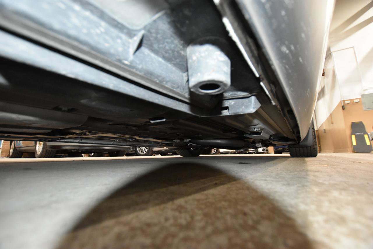 Used 2012 Dodge Challenger SRT8 image 56