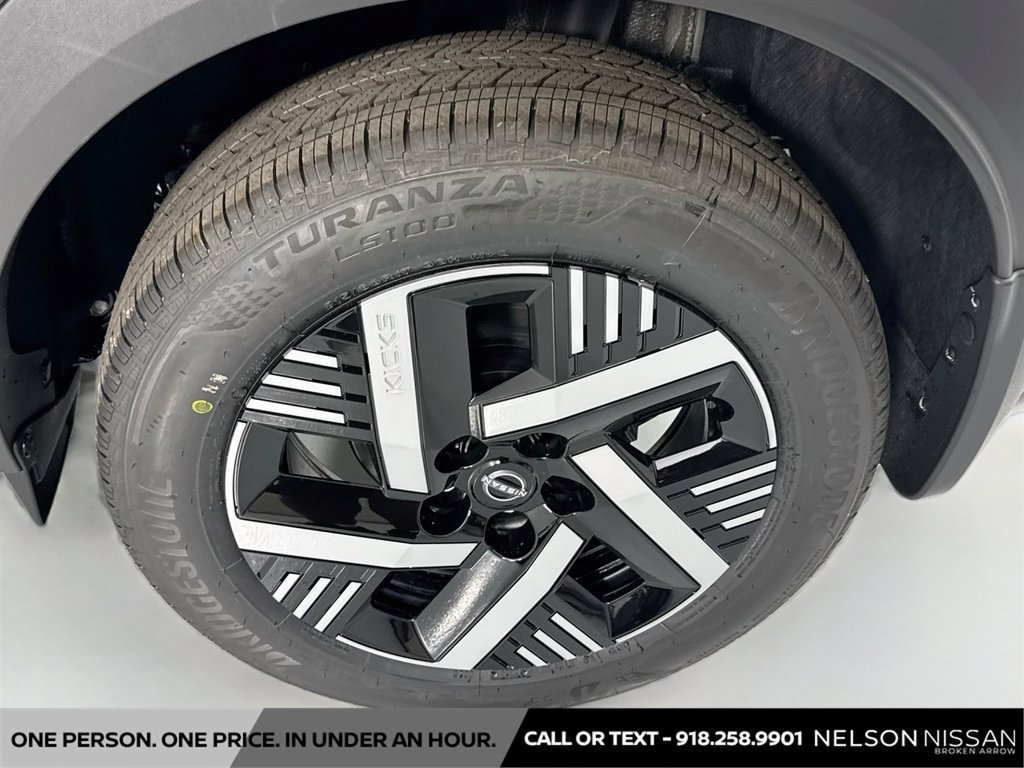 New 2027 Nissan Kicks SV w/ Cold Weather Package FWD image 29