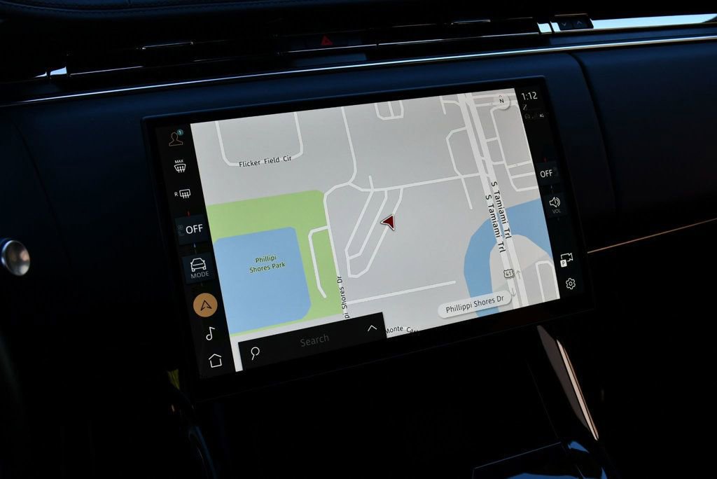 Used 2024 Land Rover Range Rover Sport Dynamic SE image 12