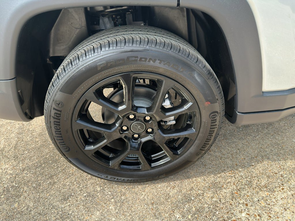 New 2026 Jeep Compass Latitude AWD/4WD image 9