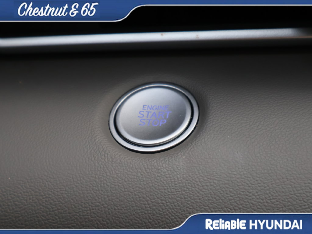 Certified 2025 Hyundai Elantra Sport FWD image 31