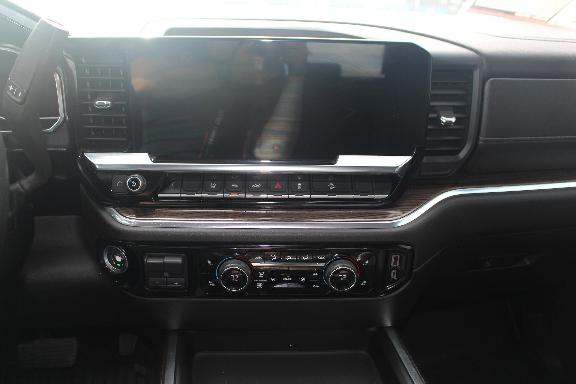 Used 2024 Chevrolet Silverado 2500 LT w/ All Star Edition image 10