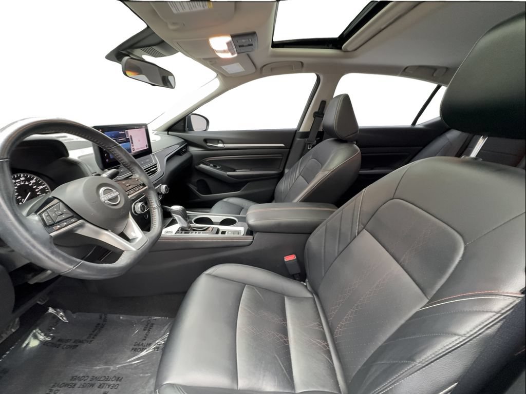 Used 2023 Nissan Altima 2.5 SR w/ SR Premium Package AWD/4WD image 20