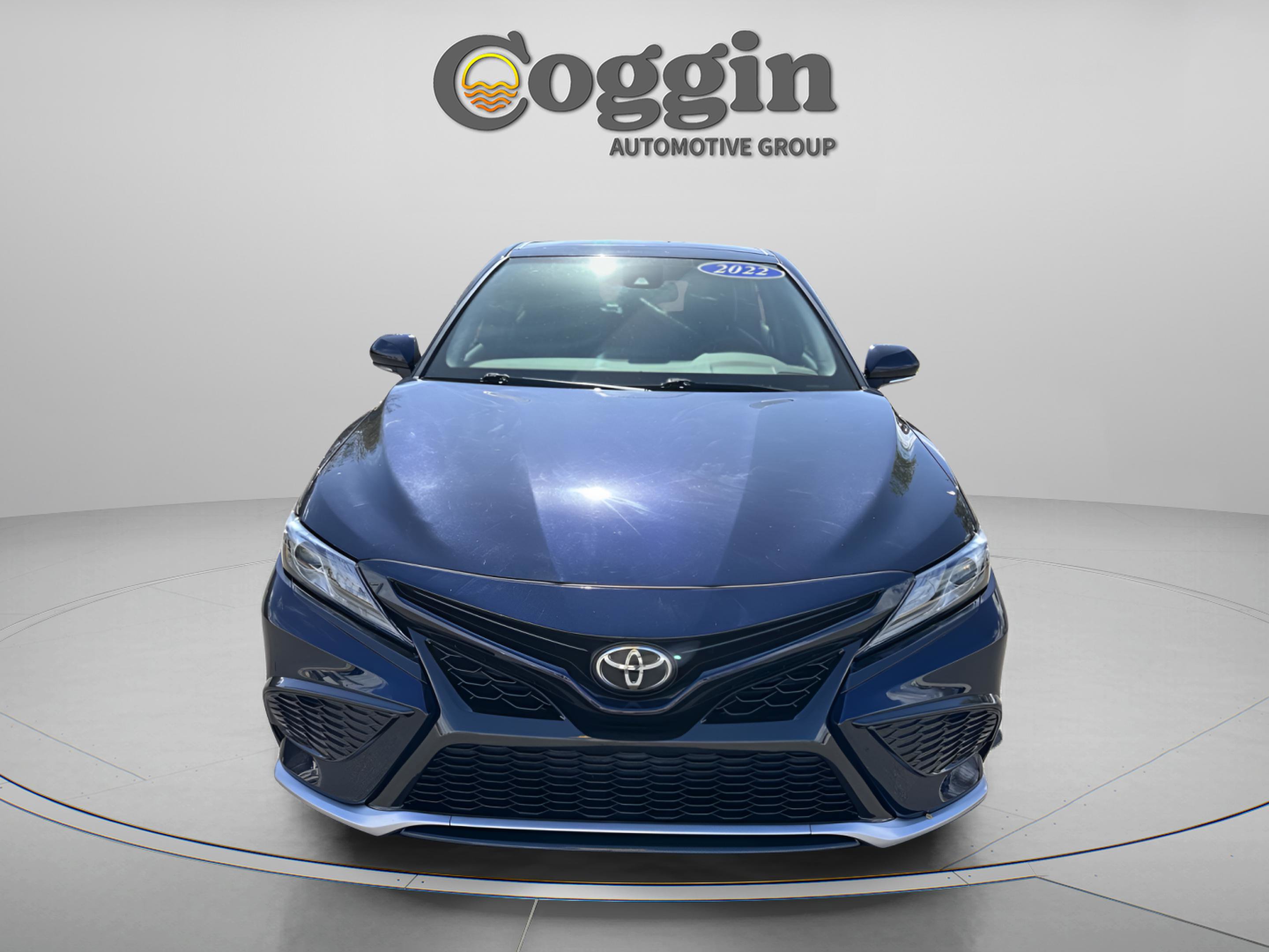 Used 2022 Toyota Camry XSE image 10