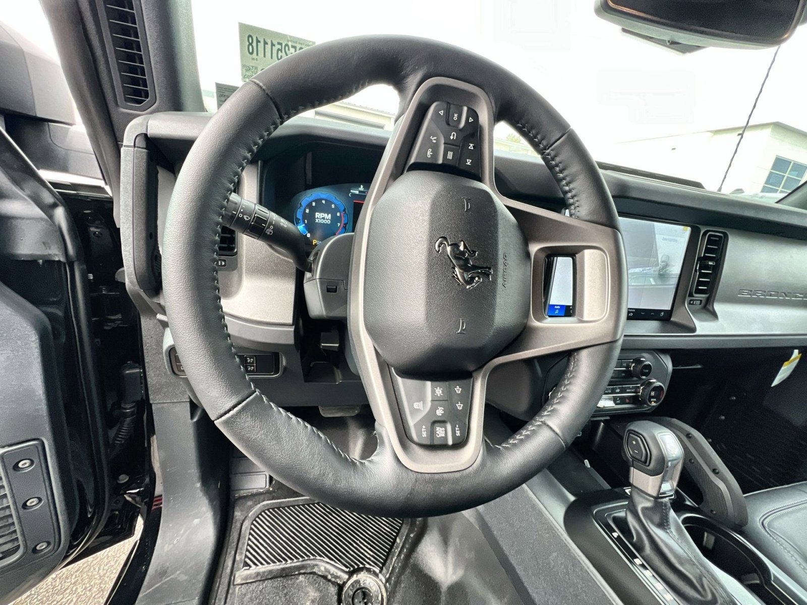 New 2025 Ford Bronco Badlands image 16