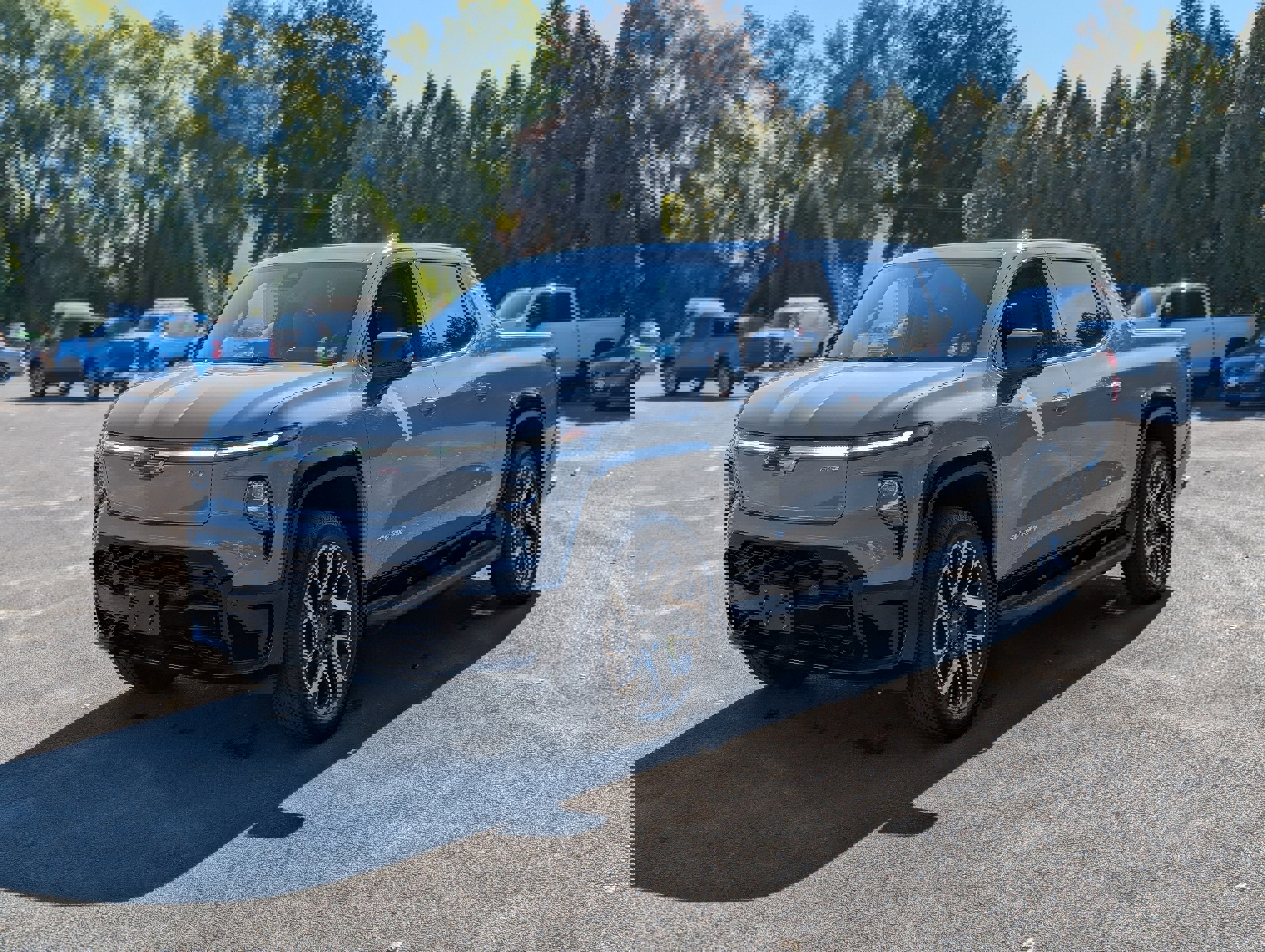 New 2025 Chevrolet Silverado EV RST image 14