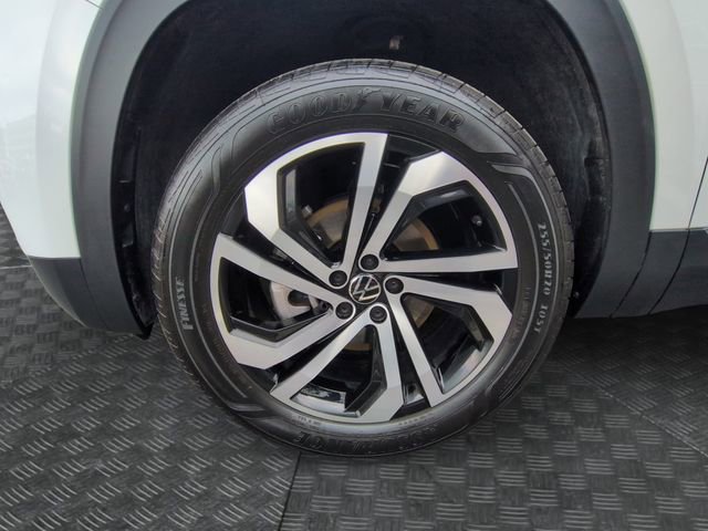Certified 2023 Volkswagen Atlas Cross Sport SEL image 12