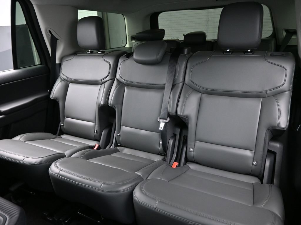 New 2026 Ford Expedition Active AWD/4WD image 26