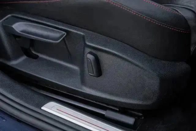 Used 2016 Volkswagen GTI SE w/ Lighting Package (SEL) image 38