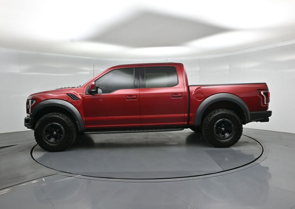 Certified 2017 Ford F150 Raptor w/ Equipment Group 802A Luxury image 33