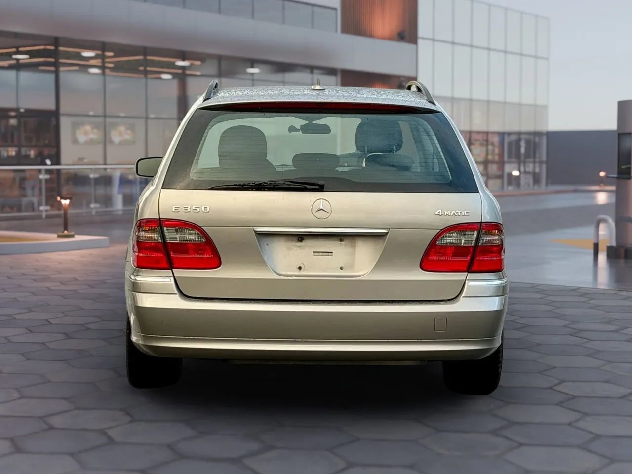 Used 2008 Mercedes-Benz E 350 E 350 4MATIC Wagon 4D image 9
