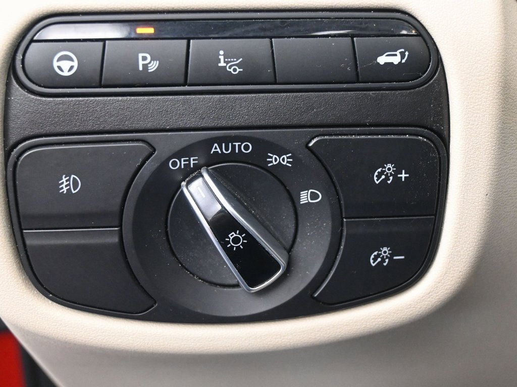 Used 2021 INFINITI QX50 Sensory w/ Cargo Package image 23