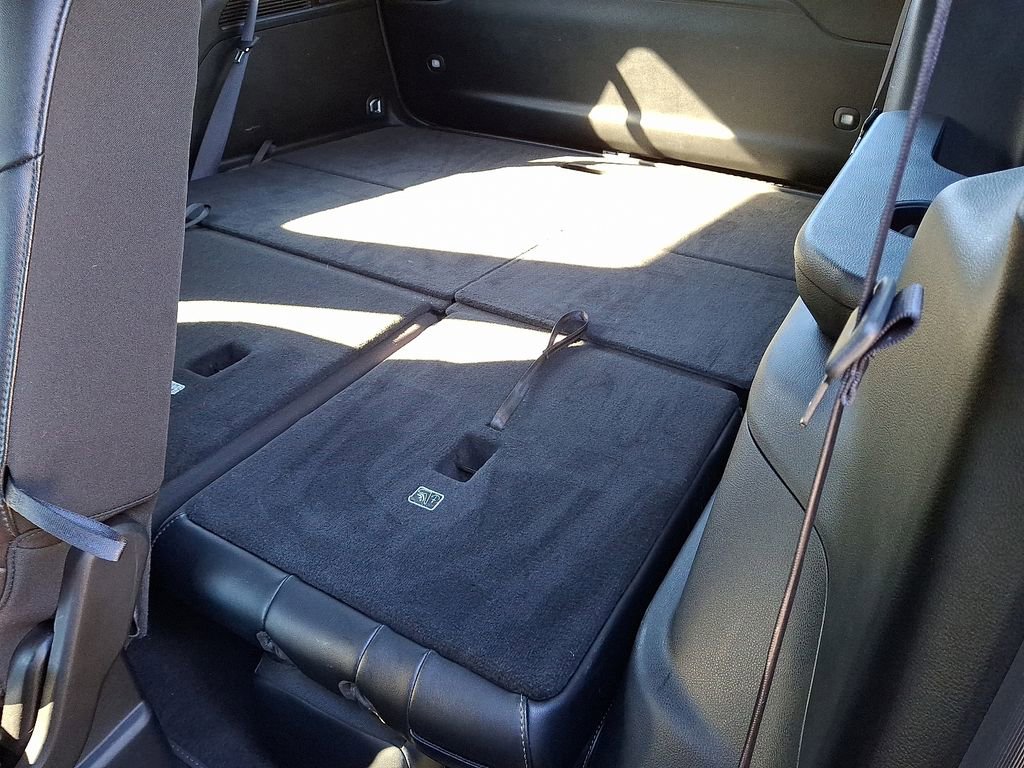 Used 2024 Jeep Wagoneer Series II w/ Flexible Seating Group image 12