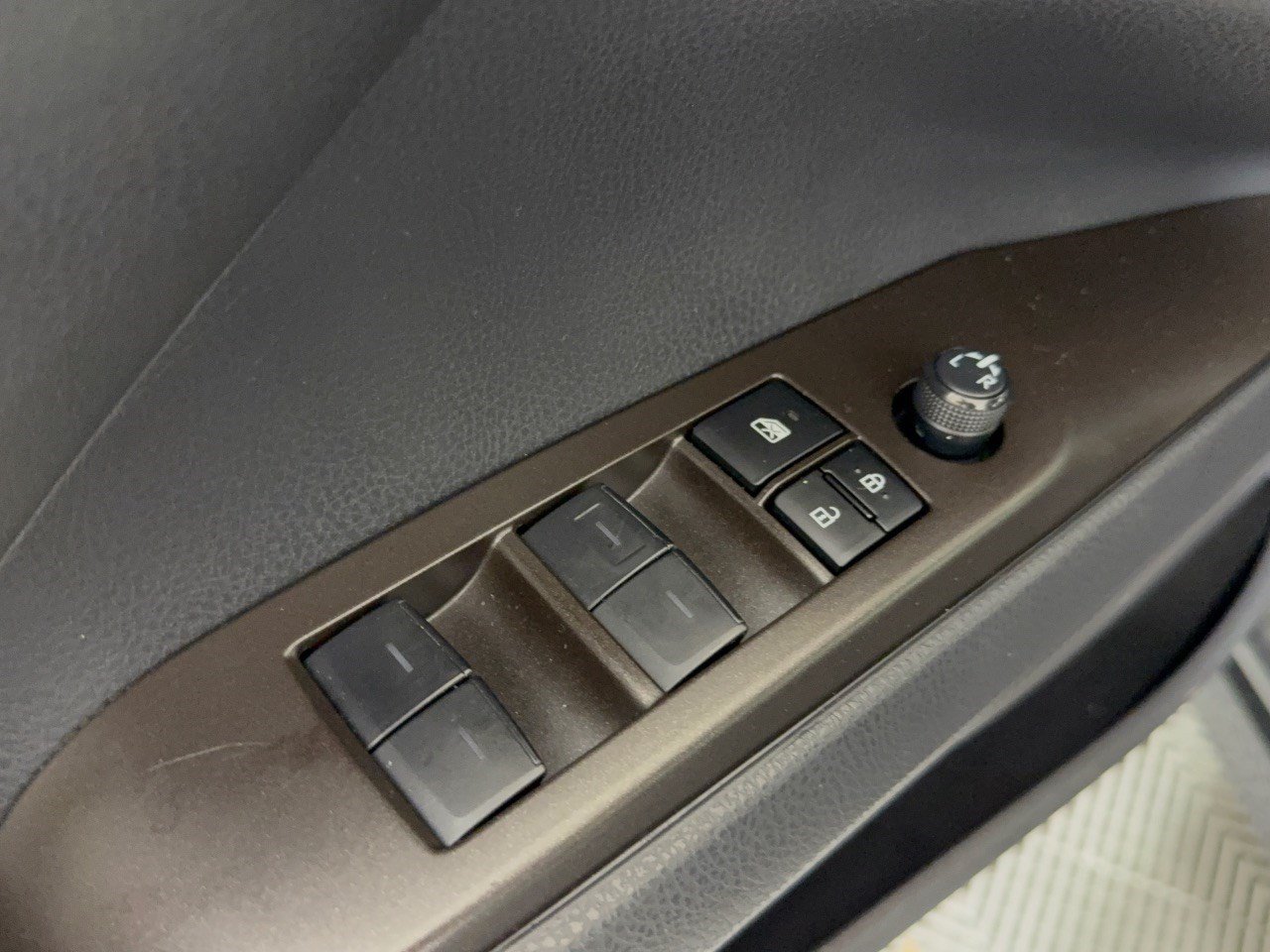 Used 2024 Toyota Camry SE FWD image 15