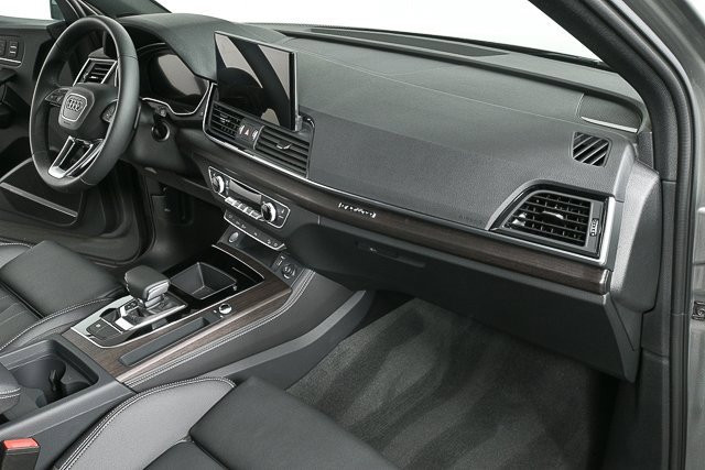 New 2025 Audi Q5 2.0T Premium Plus image 25