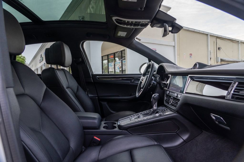 Used 2019 Porsche Macan S AWD/4WD image 27