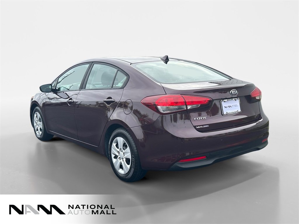 Used 2018 Kia Forte LX image 3