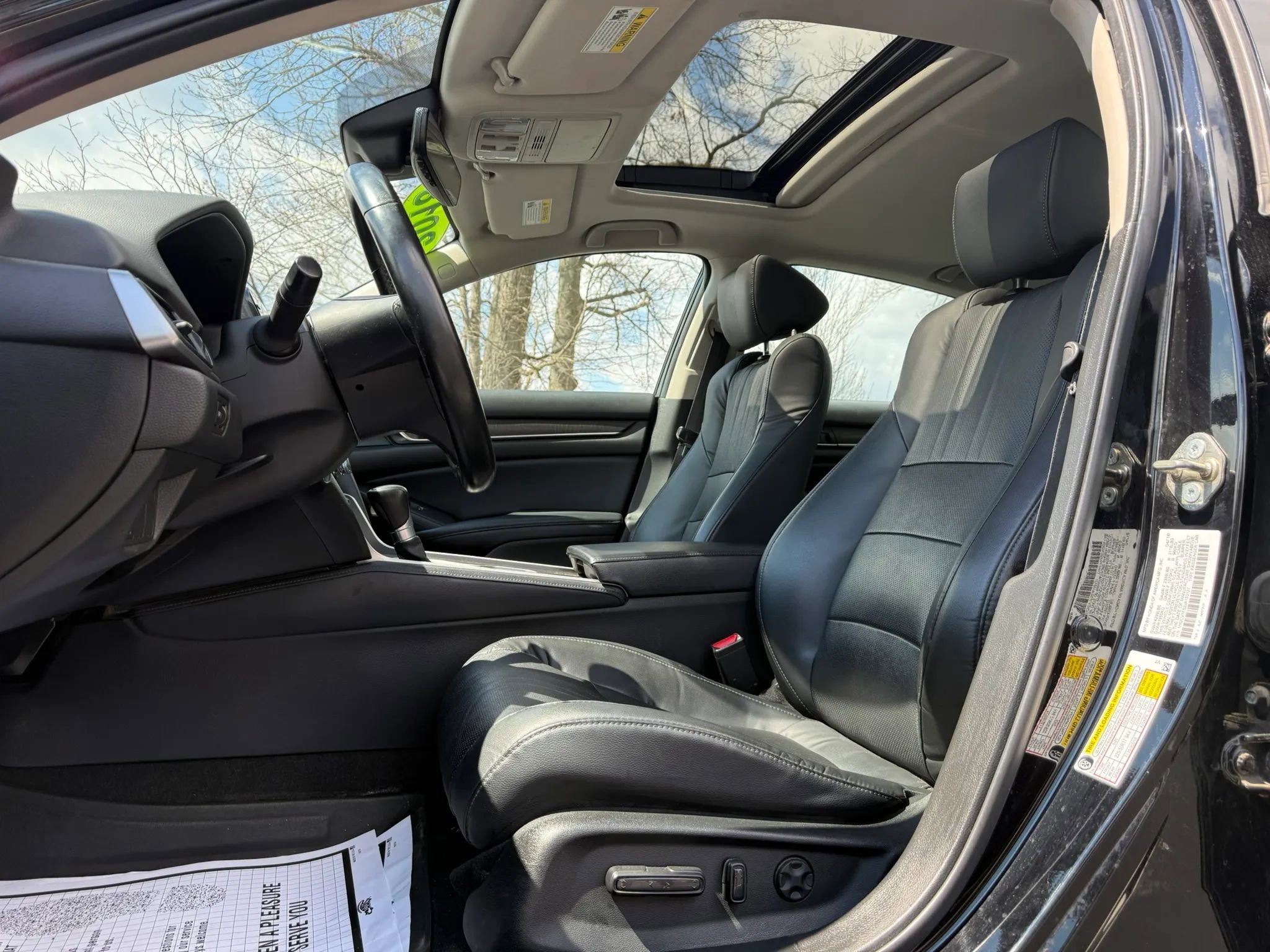 Used 2018 Honda Accord EX-L image 5