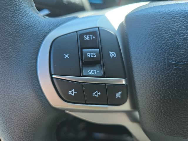 Used 2024 Ford Explorer XLT w/ Equipment Group 202A AWD/4WD image 30