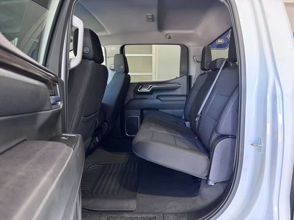 Certified 2023 Chevrolet Silverado 1500 LT AWD/4WD image 13