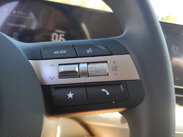 New 2027 Hyundai Kona SE AWD/4WD image 22