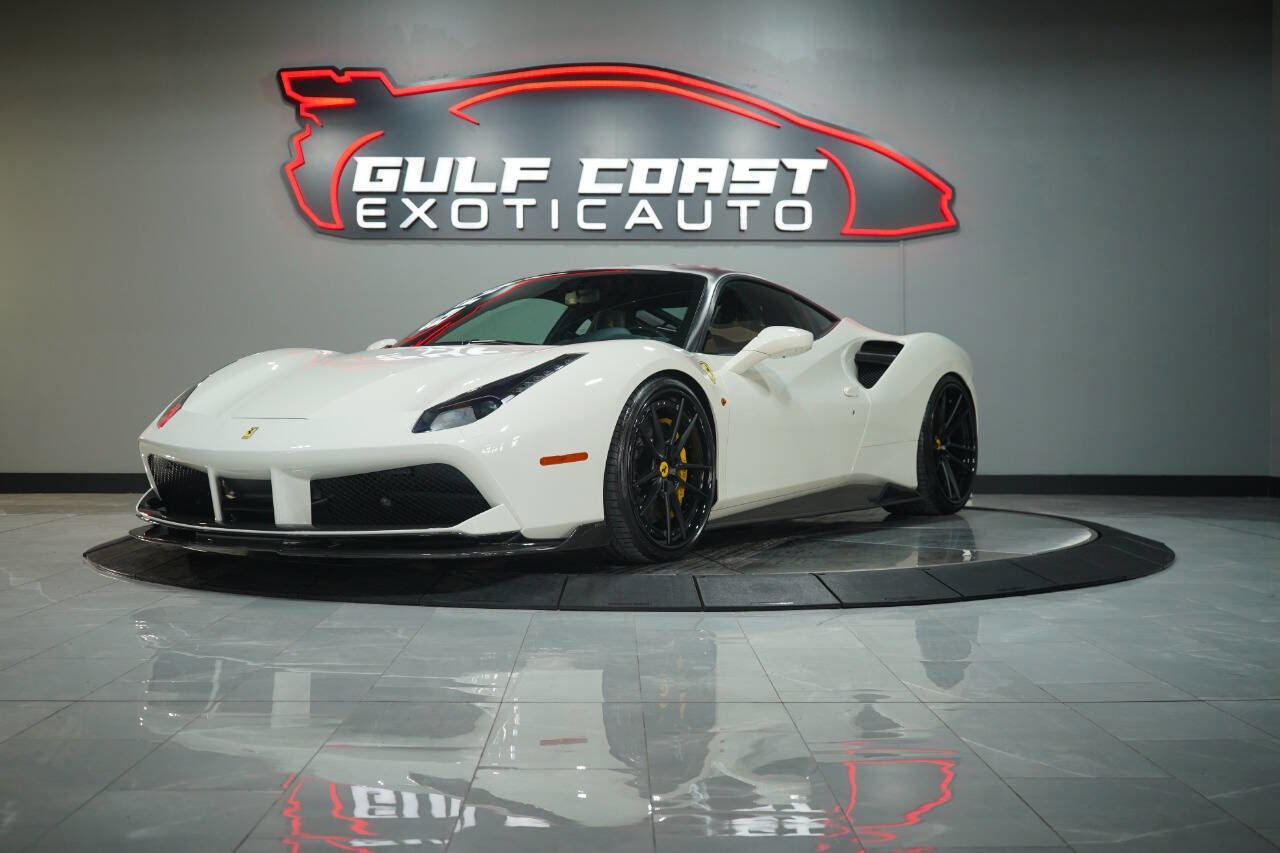 Used 2017 Ferrari 488 GTB image 1