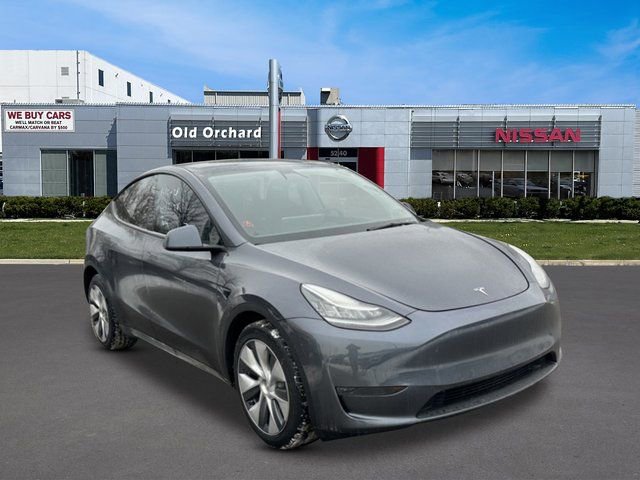 Used 2022 Tesla Model Y Long Range image 3