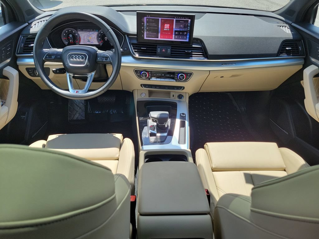 Certified 2025 Audi Q5 2.0T Premium Plus AWD/4WD image 23