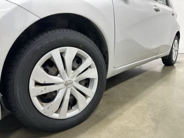 Used 2018 Nissan Versa Note SV FWD image 28