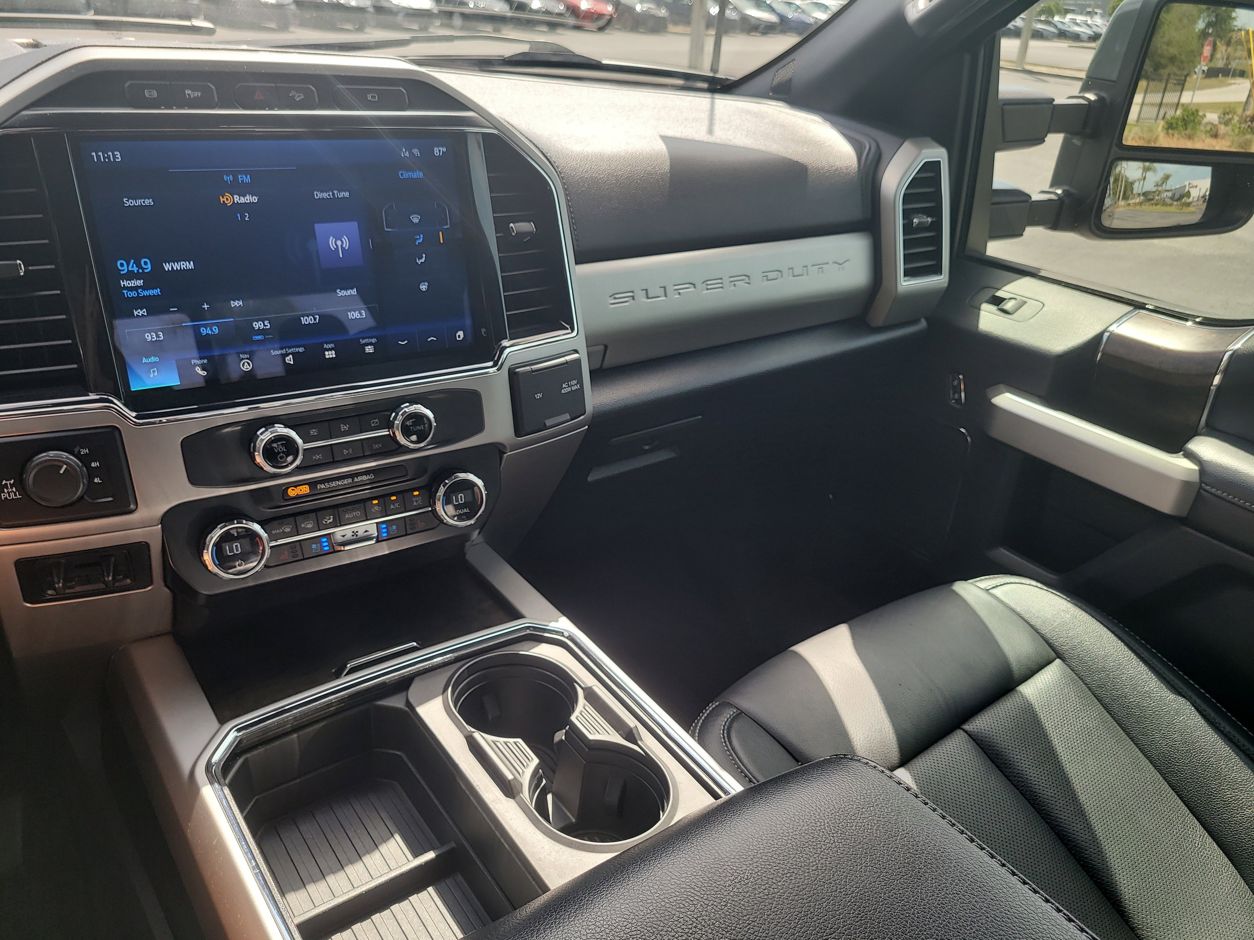 Used 2022 Ford F250 Lariat w/ Lariat Ultimate Package AWD/4WD image 24