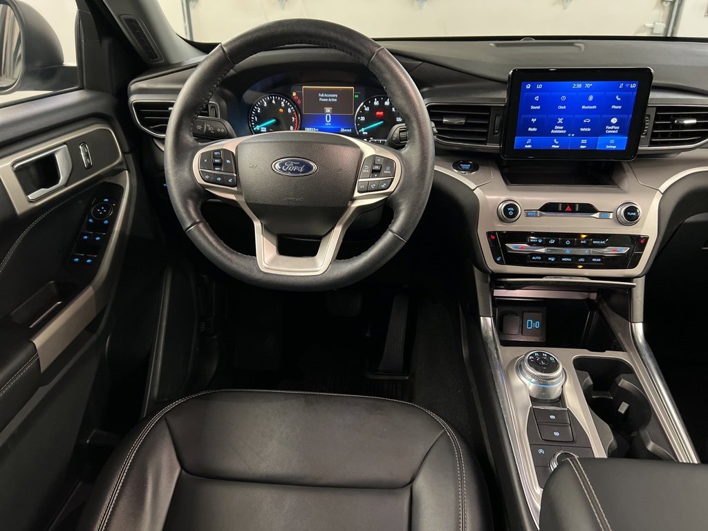 Certified 2023 Ford Explorer XLT w/ Equipment Group 202A image 8