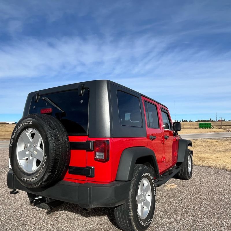 Used 2010 Jeep Wrangler Unlimited Sport w/ PWR Convenience Group image 5