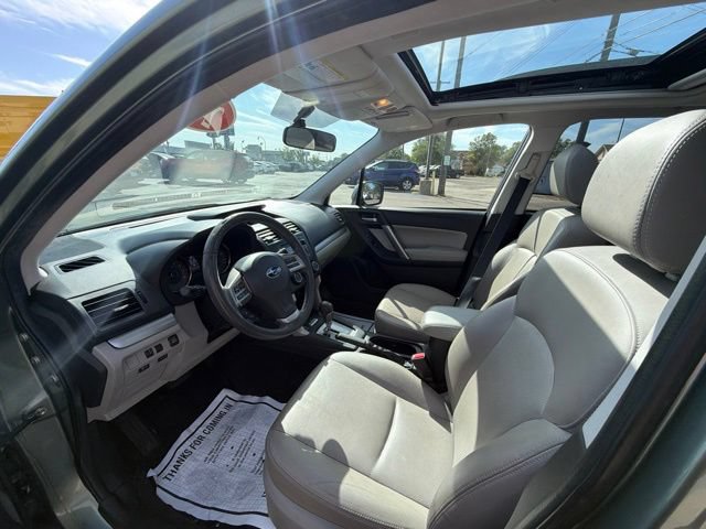 Used 2015 Subaru Forester 2.5i Limited AWD/4WD image 21