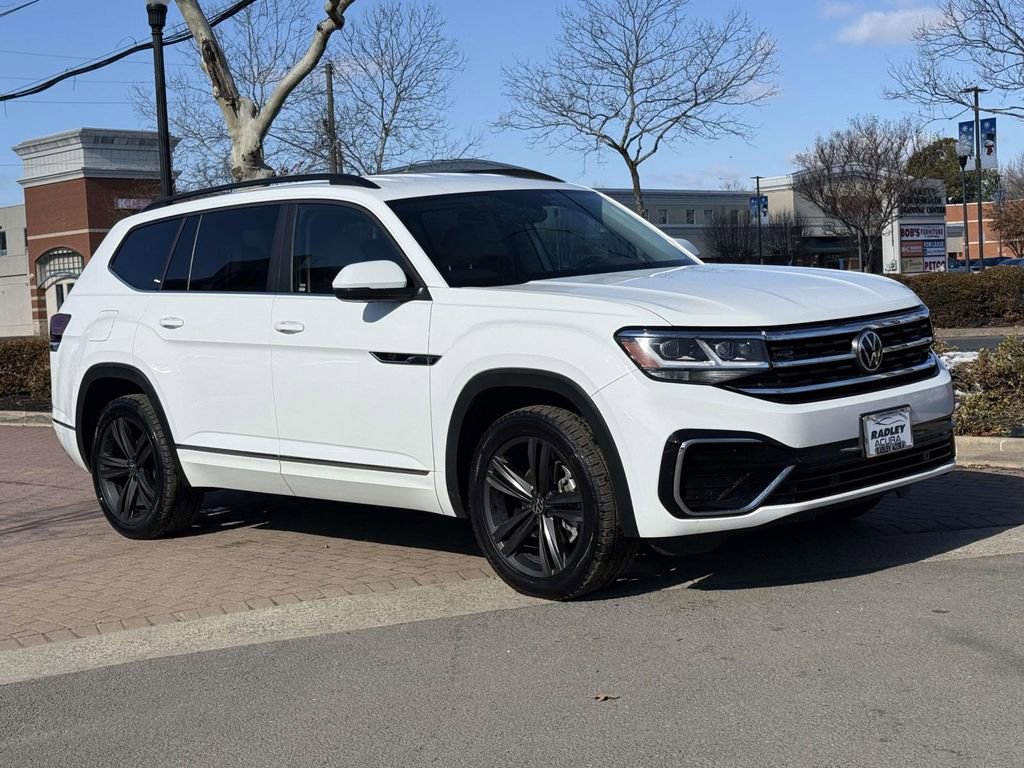 Used 2021 Volkswagen Atlas SE image 1