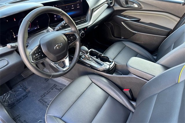 Used 2025 Chevrolet Trax ACTIV w/ Driver Confidence Package image 10