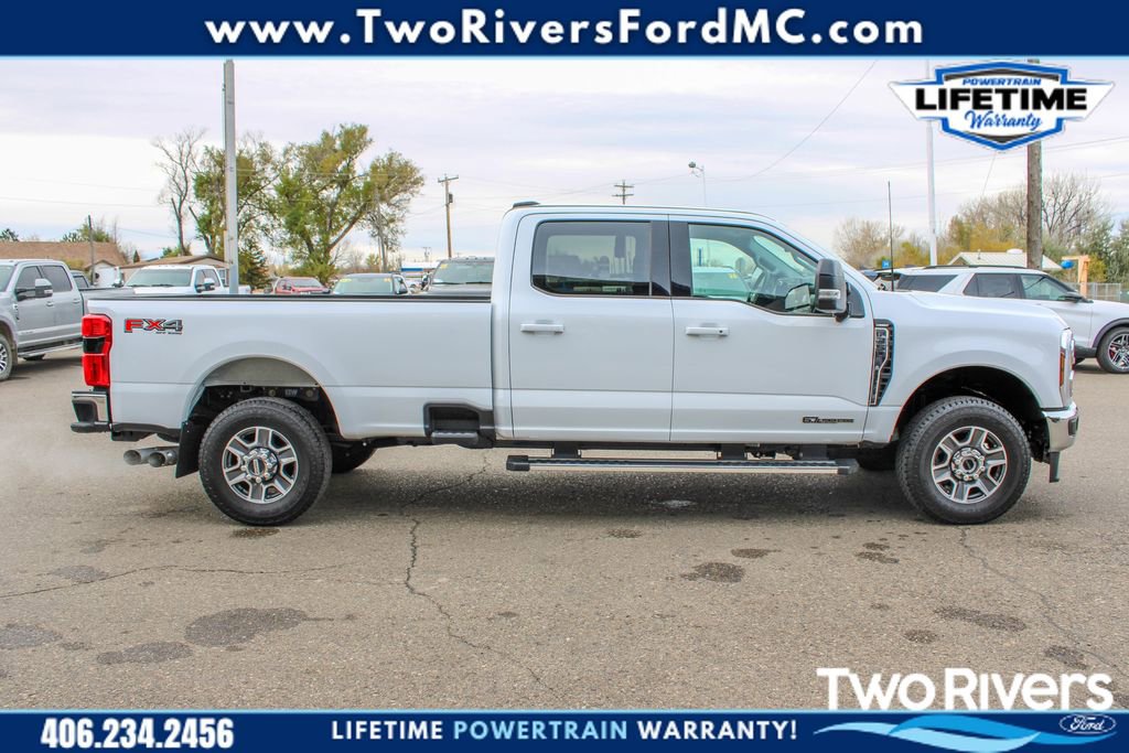 Used 2025 Ford F350 Lariat w/ FX4 Off-Road Package image 7