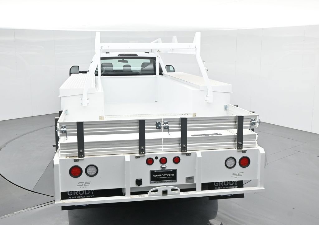 New 2025 Ford F450 XL w/ XL Chrome Package image 53