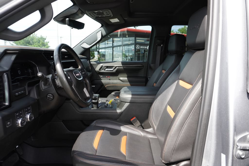 Used 2024 GMC Sierra 1500 AT4 w/ Technology Package AWD/4WD image 24