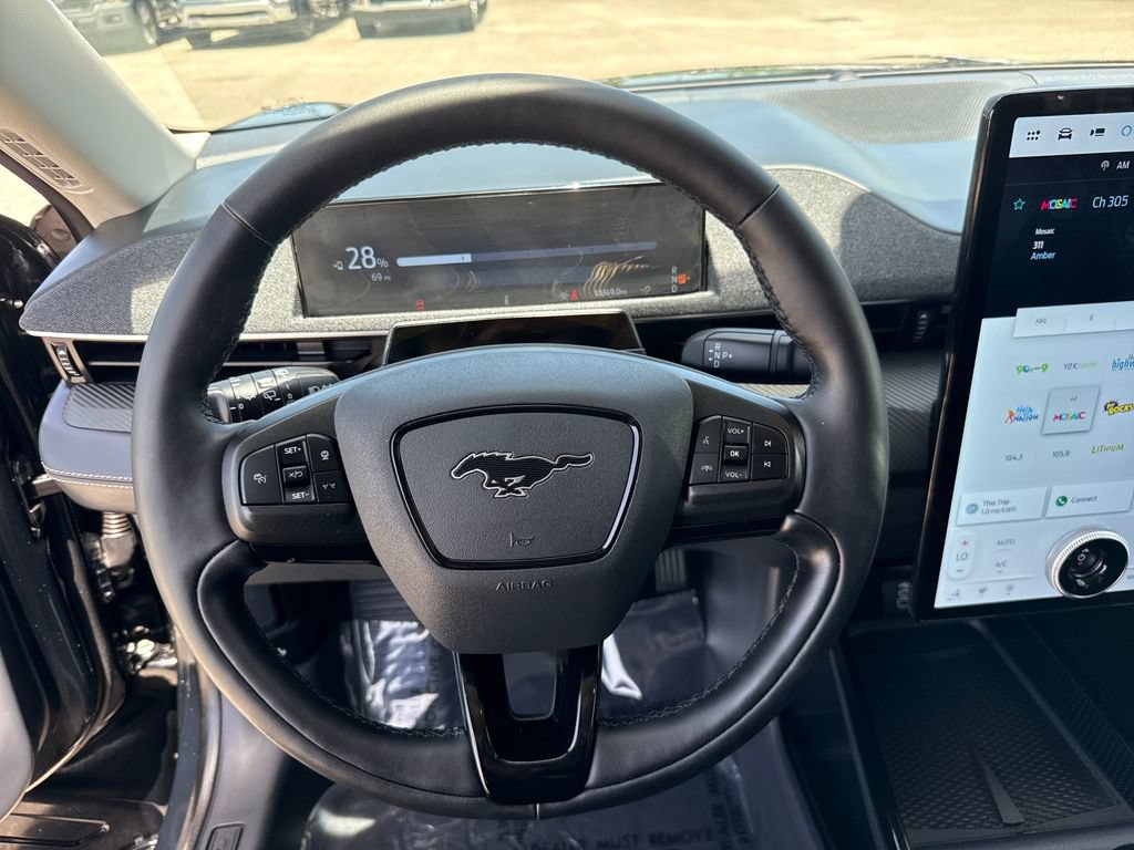 Certified 2025 Ford Mustang Mach-E Premium AWD/4WD image 14