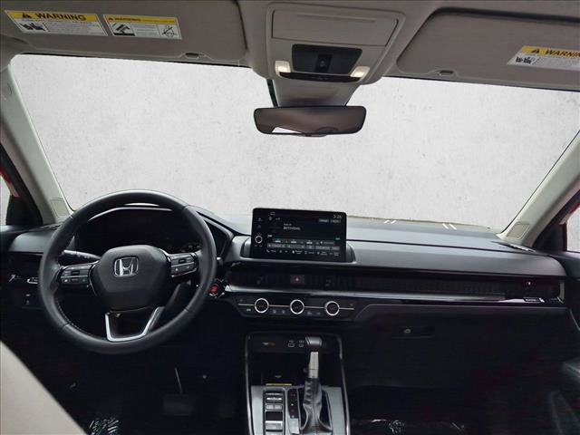Used 2025 Honda CR-V EX-L image 17