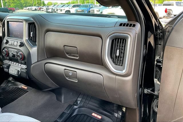 Used 2021 Chevrolet Silverado 1500 LT w/ LPO, Dark Essentials Package AWD/4WD image 27