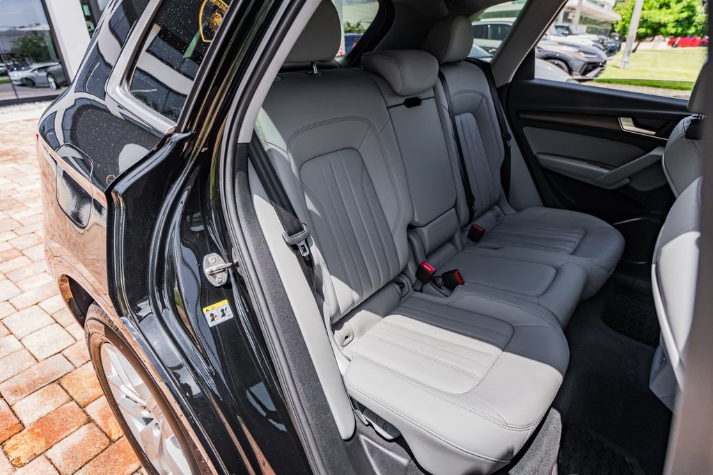 Used 2022 Audi Q5 2.0T Premium AWD/4WD image 39